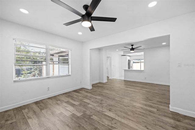 4427 W OKLAHOMA AVENUE, Tampa, FL 33616