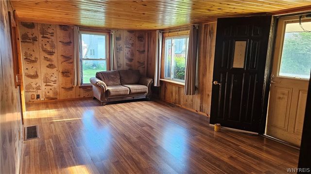 2751 Caledonia Street, Newfane, NY 14108