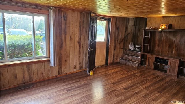 2751 Caledonia Street, Newfane, NY 14108