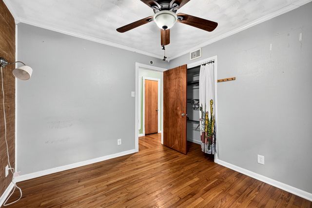 8150 Hunnicut Road, Dallas, TX 75228