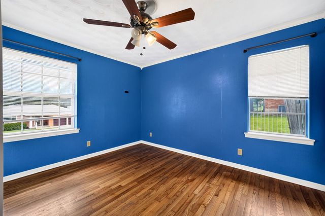 8150 Hunnicut Road, Dallas, TX 75228