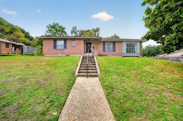8150 Hunnicut Road, Dallas, TX 75228