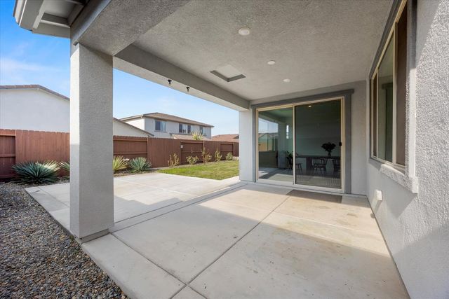 1073 Blue Range Way, Roseville, CA 95747