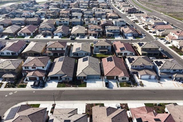 1073 Blue Range Way, Roseville, CA 95747