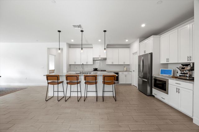 1073 Blue Range Way, Roseville, CA 95747