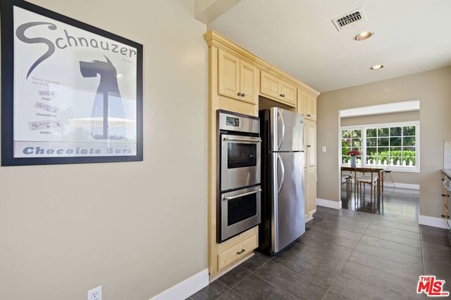 2337 Sunset Heights Drive, Los Angeles, CA 90046