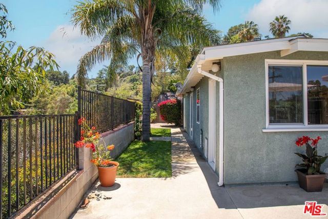 2337 Sunset Heights Drive, Los Angeles, CA 90046