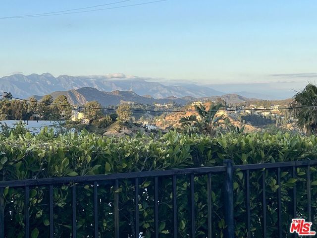 2337 Sunset Heights Drive, Los Angeles, CA 90046