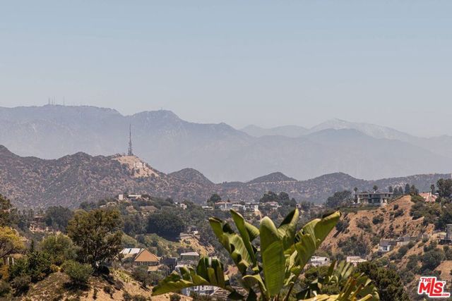2337 Sunset Heights Drive, Los Angeles, CA 90046