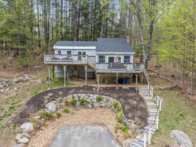 56 Old Hubbard Road, Meredith, NH 03253