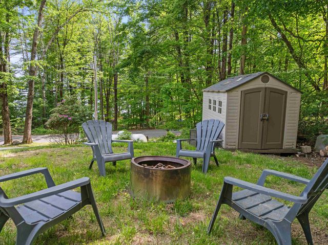 56 Old Hubbard Road, Meredith, NH 03253