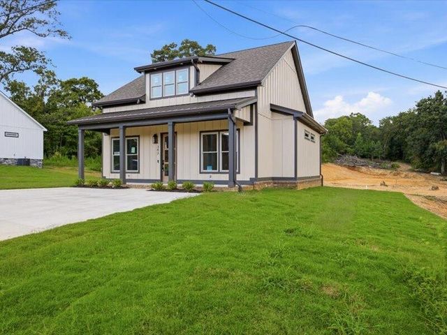 342 Thomas Road, Fort Oglethorpe, GA 30742
