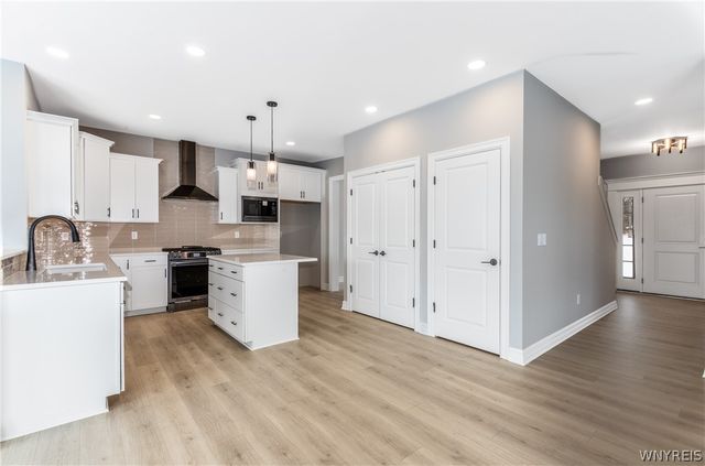 5151 Bridle Path Lane, Lewiston, NY 14092