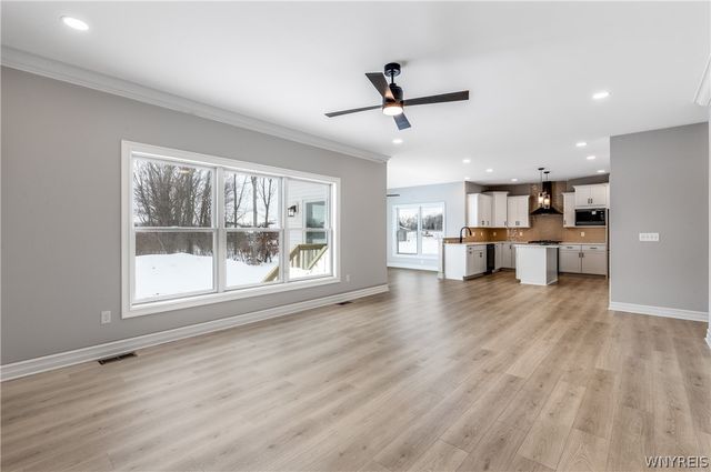 5151 Bridle Path Lane, Lewiston, NY 14092