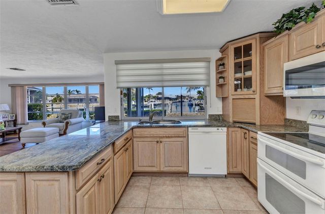 2350 W MARION AVENUE, Punta Gorda, FL 33950