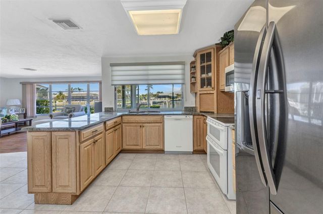 2350 W MARION AVENUE, Punta Gorda, FL 33950