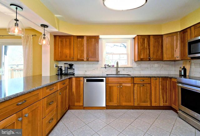 1612 BROADFIELD CIRCLE, Maple Glen, PA 19002