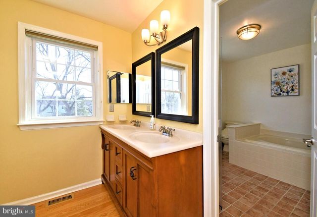 1612 BROADFIELD CIRCLE, Maple Glen, PA 19002