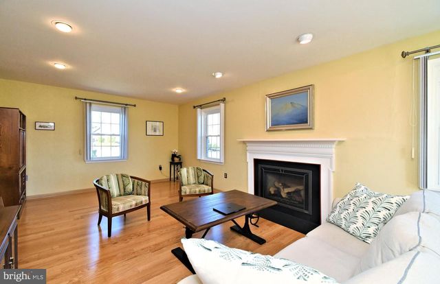 1612 BROADFIELD CIRCLE, Maple Glen, PA 19002