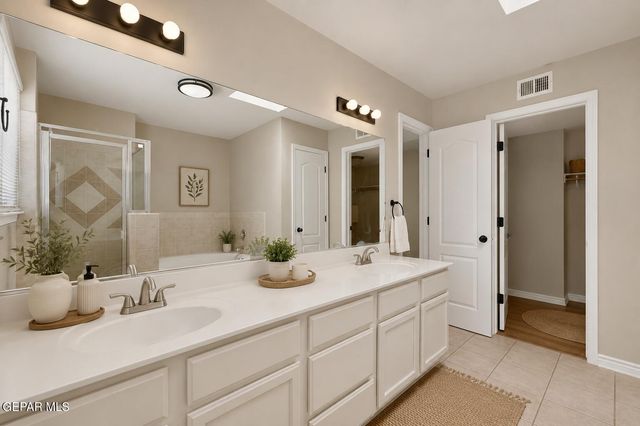 13713 PASEO DEL MAR Drive, El Paso, TX 79928