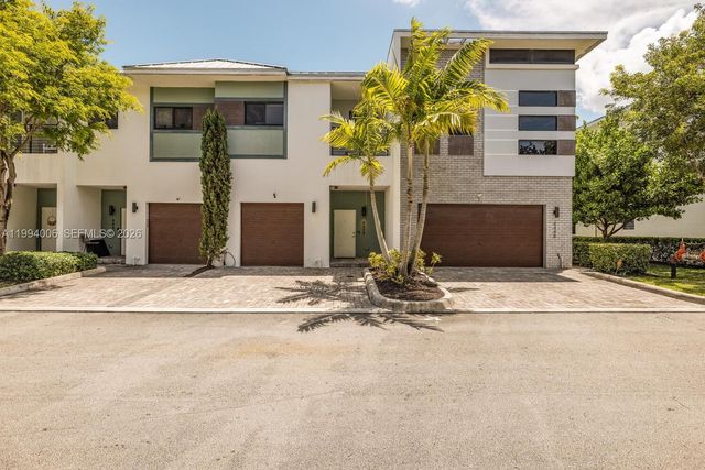 4444 NW 8th Ct, Plantation, FL 33317