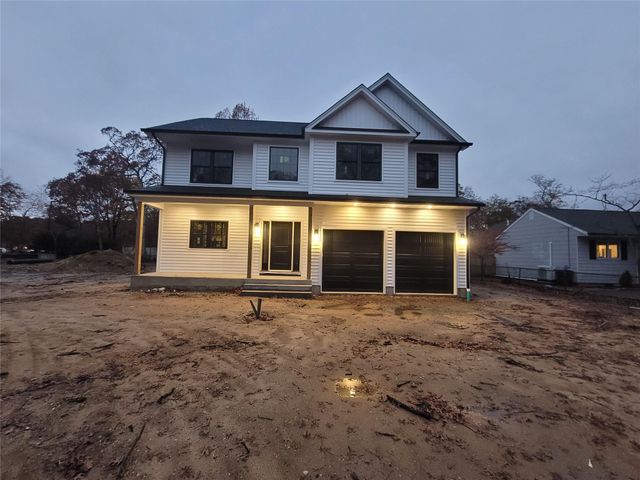 106 Schoolhouse Road, East Islip, NY 11730