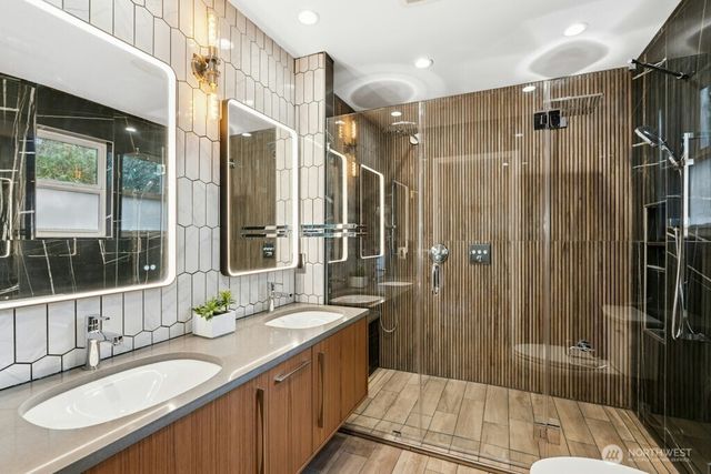 14547 Evanston Avenue N, Shoreline, WA 98133