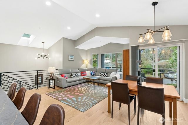 14547 Evanston Avenue N, Shoreline, WA 98133