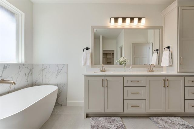 9273 Regado Court, Guthrie, OK 73044