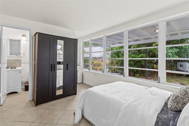 600 NE 44th St, Deerfield Beach, FL 33064