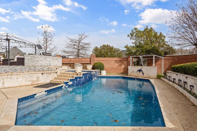 200 Mill Crossing W, Colleyville, TX 76034