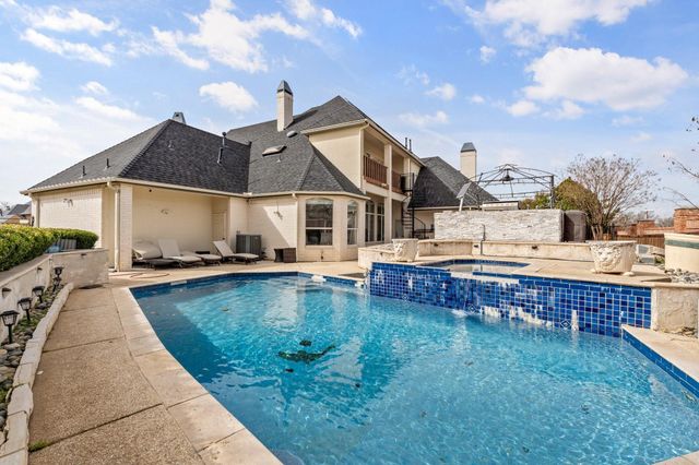 200 Mill Crossing W, Colleyville, TX 76034