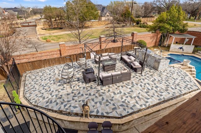 200 Mill Crossing W, Colleyville, TX 76034