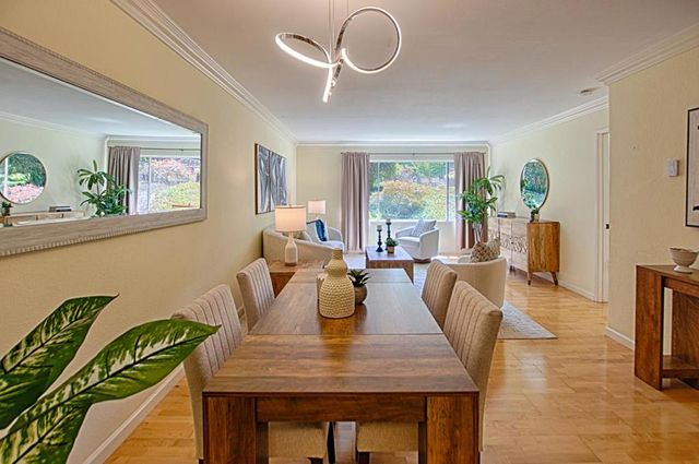 2140 Santa Cruz Avenue B106, Menlo Park, CA 94025