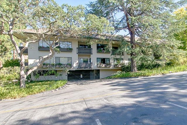 2140 Santa Cruz Avenue B106, Menlo Park, CA 94025