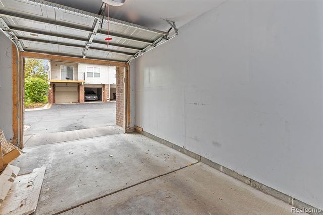 1800 Campau Farms Circle, Detroit, MI 48207