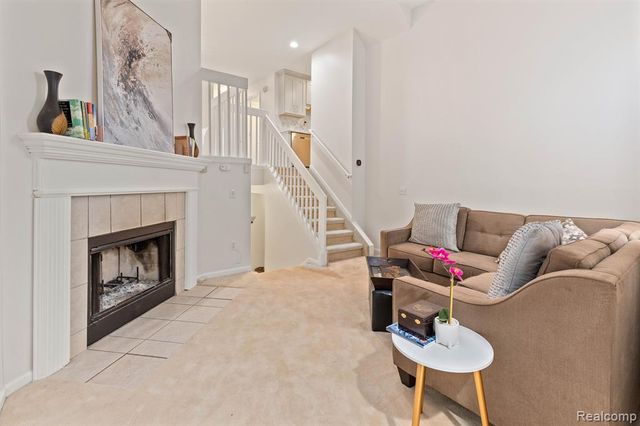 1800 Campau Farms Circle, Detroit, MI 48207