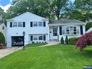 43 Bender Drive, Clifton, NJ 07013