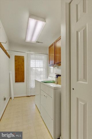 20020 MT AETNA RD, Hagerstown, MD 21742