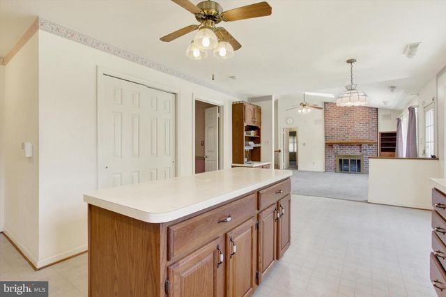 20020 MT AETNA RD, Hagerstown, MD 21742