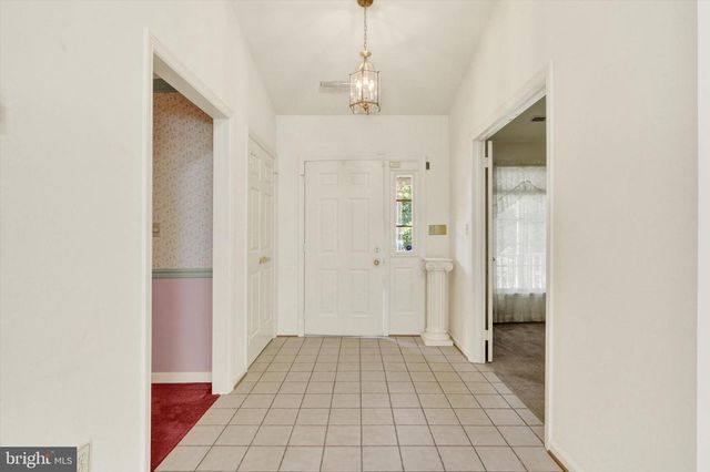 20020 MT AETNA RD, Hagerstown, MD 21742