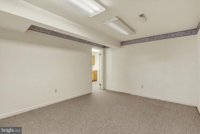 20020 MT AETNA RD, Hagerstown, MD 21742