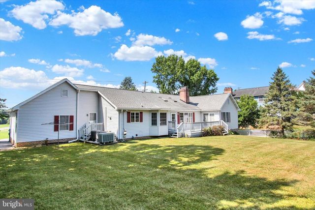 20020 MT AETNA RD, Hagerstown, MD 21742