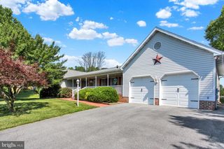 20020 MT AETNA RD, Hagerstown, MD 21742