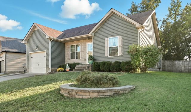 3690 Fox Tail Dr, Clarksville, TN 37040