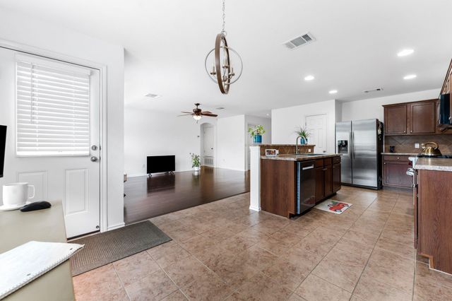 150 Breccia CV, Buda, TX 78610