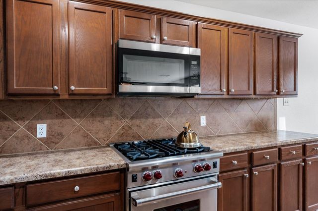 150 Breccia CV, Buda, TX 78610