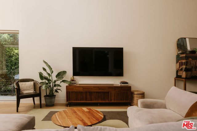 2418 Dallas Street, Los Angeles, CA 90031