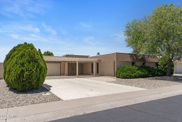 14830 N CAMEO Drive, Sun City, AZ 85351
