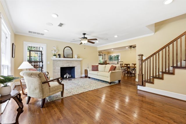 9204 Hermosa Drive, Dallas, TX 75218